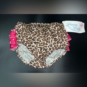 Size m Laura dare baby bloomers
